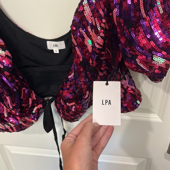 Sparkly LPA top size Small. NEVER WORN - Picture 3 of 3